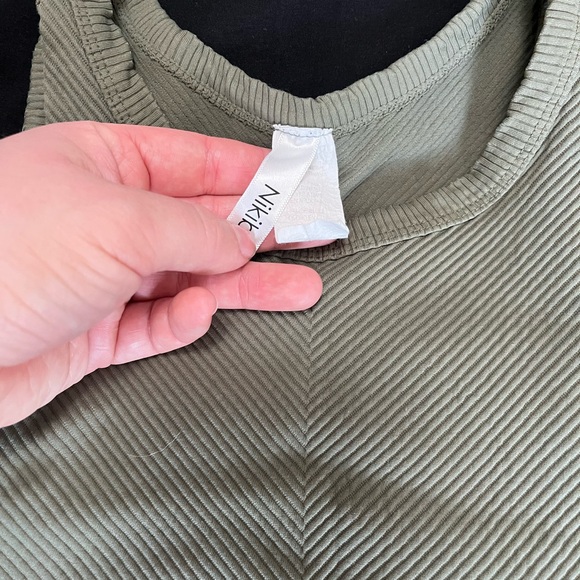 Women's Ribbed Tank Top - Picture 2 of 4